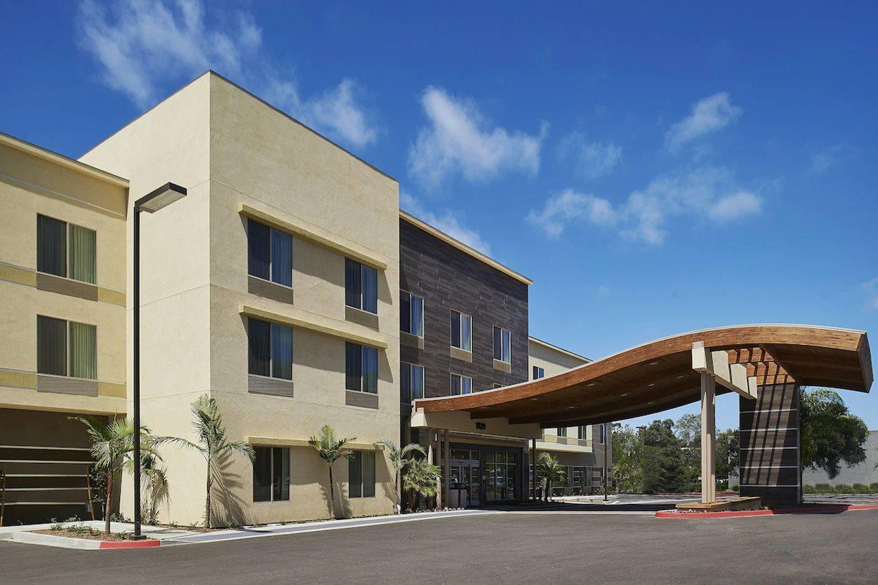 Fairfield Inn & Suites By Marriott San Diego Carlsbad Exterior photo